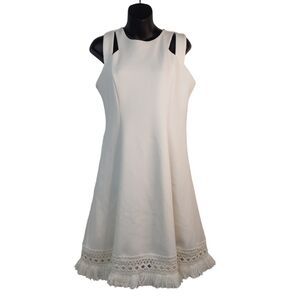 Donna Ricco White Sleeveless Dress